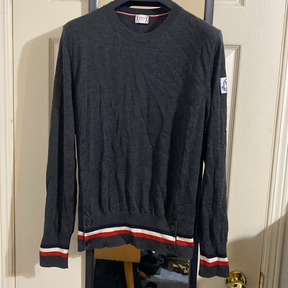 Authentic Moncler Gamme Bleu Cashmere/Silk Crewneck Sweater - Picture 2 of 10